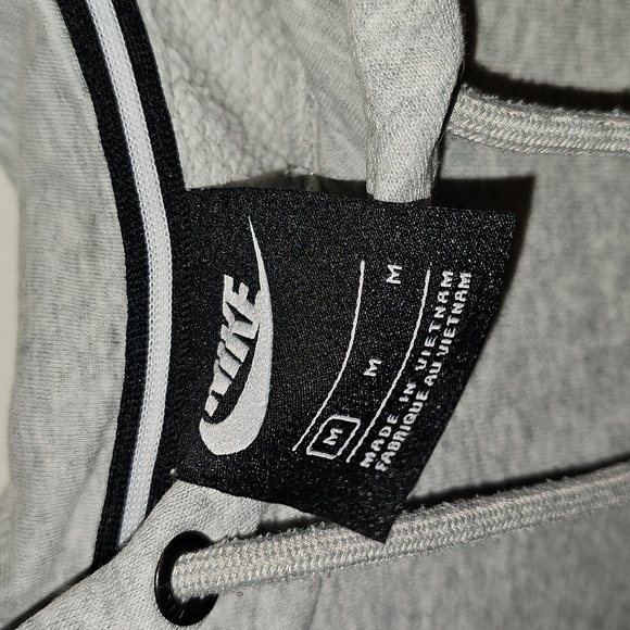 🩶🤍Nike Heather Gray Women's Hoodie - Picture 2 of 8